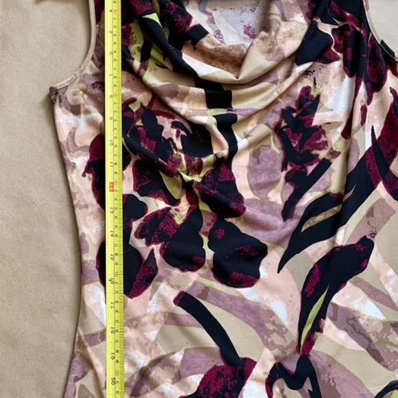 Calvin Klein sleeveless top size small - Picture 5 of 9